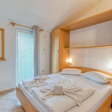 Guest house Vilma Funtana